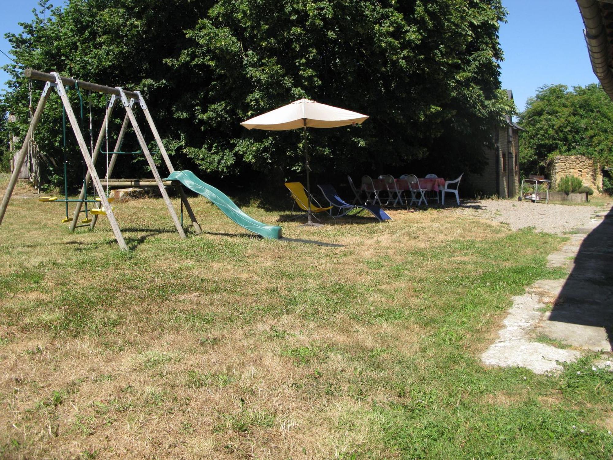Maison Spacieuse Et Independante Avec Jardin Et Terrasse, Ideale Pour Observer La Nature En Sarthe - Fr-1-410-215 Rouperroux-le-Coquet Exterior foto